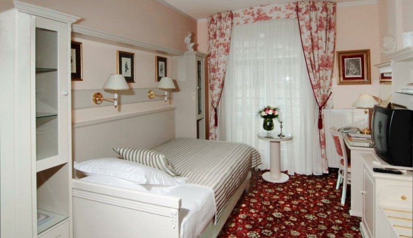 KARLSBAD GRANDE MADONNA (Aura Palace) Karlovy Vary - Jednolůžkový pokoj